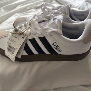 Adidas Women's White and Black Sneakers Size 9.5 - NEVER BEEN WORN